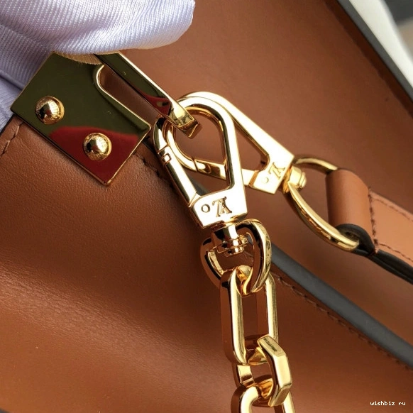 WIS Dauphine Spring Louis Show） MM（2019 Vuitton 0824